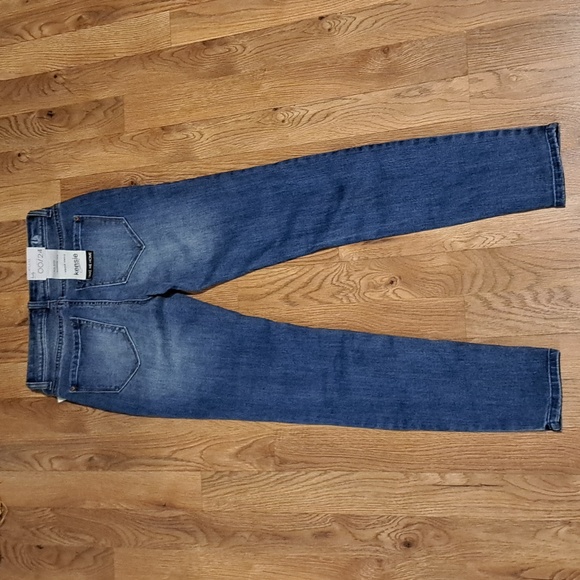 Kensie Effortless Ankle Mid Rise Narrow Leg Jeans. Size 00/24 NWT - Picture 6 of 9